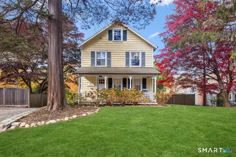 46 Devils Garden Rd, Norwalk, CT 06854