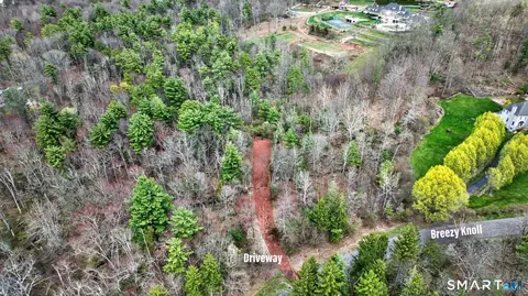 10 Breezy Knl, Avon, CT 06001