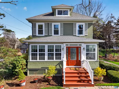 77 Hillcrest Ave, Hamden, CT 06514