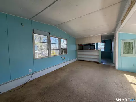 Living - 14 Mountainview Rd, East Hampton, CT 06424 photo 1 of 4