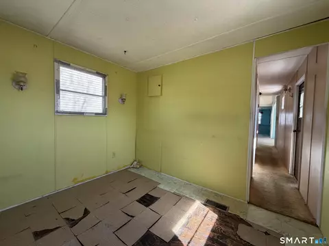 Bedroom - 14 Mountainview Rd, East Hampton, CT 06424 photo 6 of 6