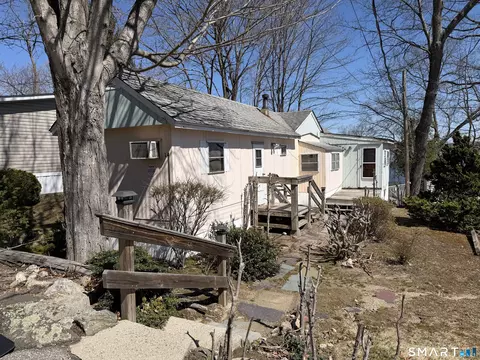 Exterior - 14 Mountainview Rd, East Hampton, CT 06424 photo 1 of 7