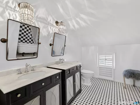 Bath - 224 Salt Island Rd, Westbrook, CT 06498 photo 1 of 2