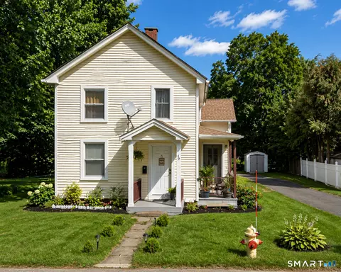 340 Woodtick Rd, Waterbury, CT 06705