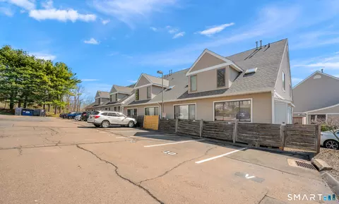 1690 Dixwell Ave #C8, Hamden, CT 06514