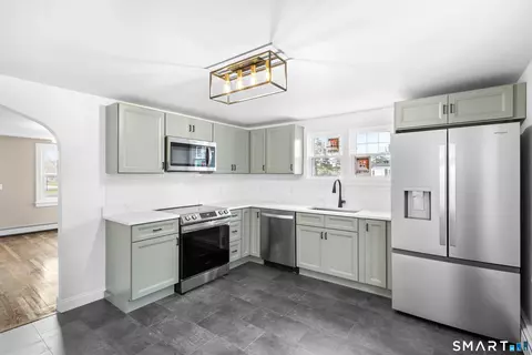 Kitchen - 395 Maple St, Killingly, CT 06239 photo 2 of 3