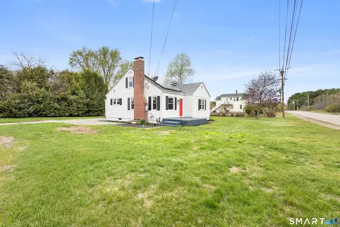 395 Maple St, Killingly, CT 06239