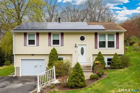 182 Osborn Rd, Naugatuck, CT 06770