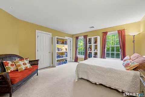 Bedroom - 281 Newtown Tpke, Redding, CT 06896 photo 4 of 7