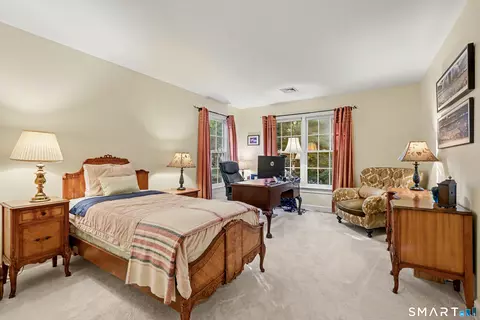 Bedroom - 281 Newtown Tpke, Redding, CT 06896 photo 6 of 7