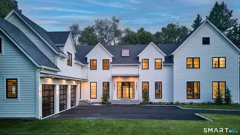 11 Wake Robin Rd, Westport, CT 06880