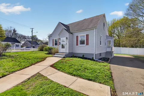 Exterior - 6 Welch St, Hamden, CT 06514 photo 2 of 6