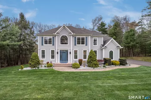 4 Collins View Rd, Canton, CT 06019