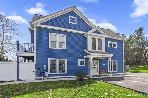 4 Seabreeze Ave #B, Milford, CT 06460