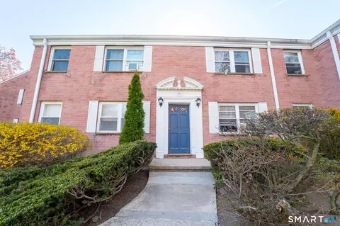 194 Seaton Rd #3, Stamford, CT 06902
