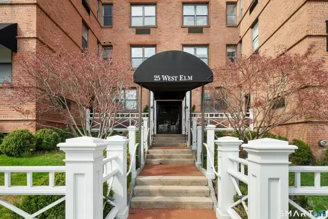 25 W Elm St #10, Greenwich, CT 06830