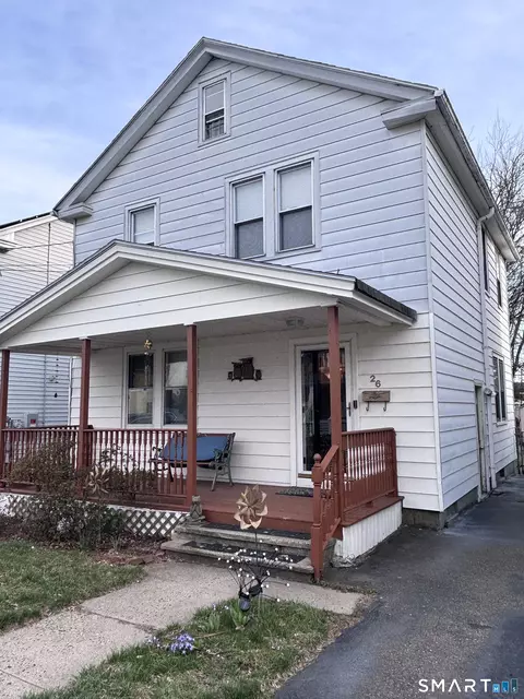 26 Newton St, Hamden, CT 06514