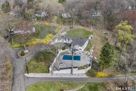 80 Harvey Rd, Ridgefield, CT 06877