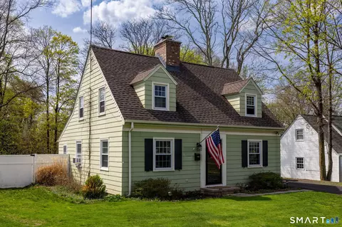 937 Main St, Newington, CT 06111