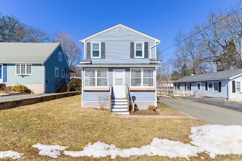 35 Buckley Ave, Bristol, CT 06010