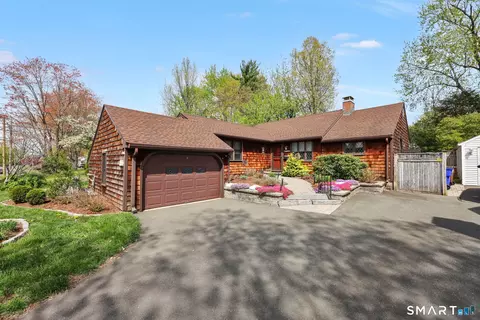 1186 Trout Brook Dr, West Hartford, CT 06119