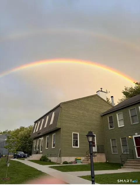 1 Riverview Dr #B, East Windsor, CT 06088