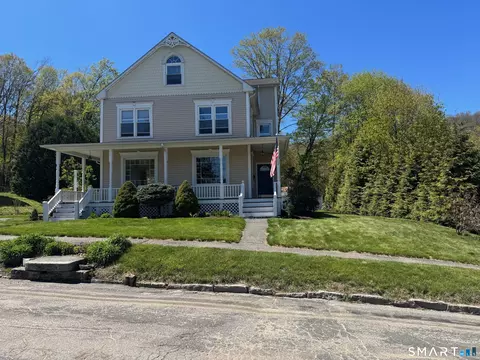 217 Walnut St, Winchester, CT 06098