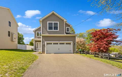 53 Wheeler St, Shelton, CT 06484