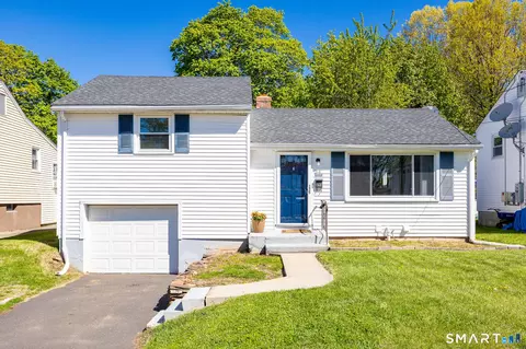 34 Crocker Ave, West Hartford, CT 06110
