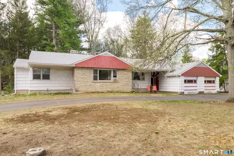 122 Maple Ave, North Haven, CT 06473