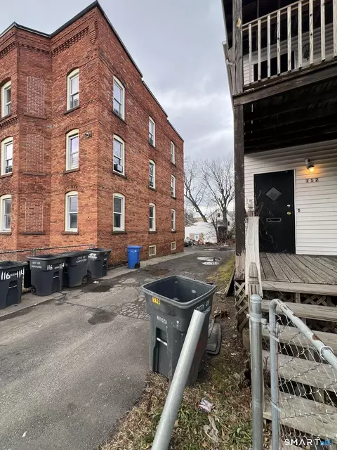 114-116 Mather St, Hartford, CT 06120