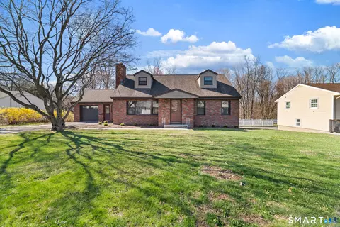 141 Colony Ave, Trumbull, CT 06611