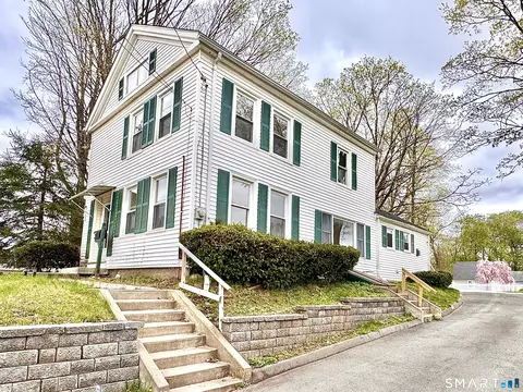 454 Middle Tpke E, Manchester, CT 06040