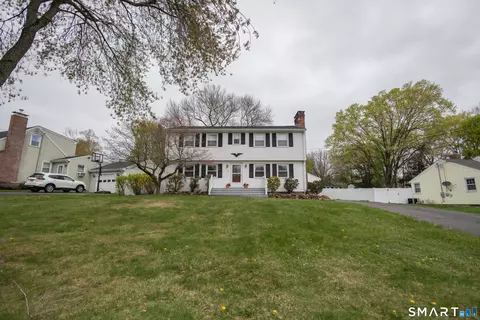 83 Little Fawn Rd, Southington, CT 06489