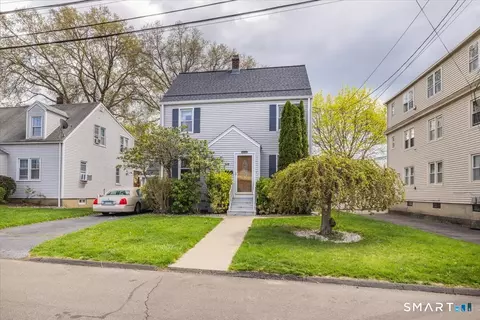 39 Peace St, Stratford, CT 06615