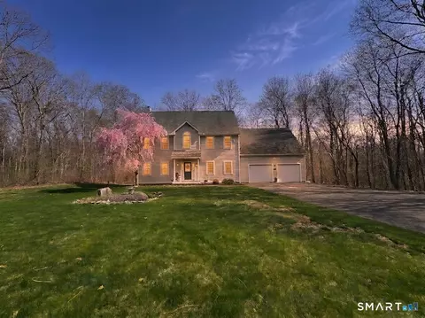 59 Harris Rd Ext, Salem, CT 06420