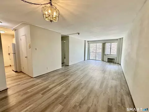 100 York St #6A, New Haven, CT 06511