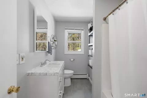Bath - 108 Pleasant View Dr, Killingly, CT 06241 photo 1 of 2