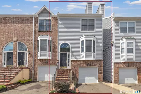 2612 North Ave #F9, Bridgeport, CT 06604