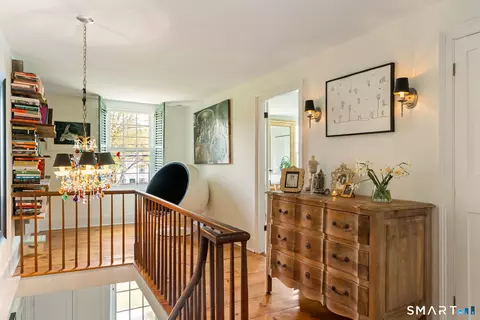 Entry Way - 61 E Main St, Salisbury, CT 06068 photo 6 of 7