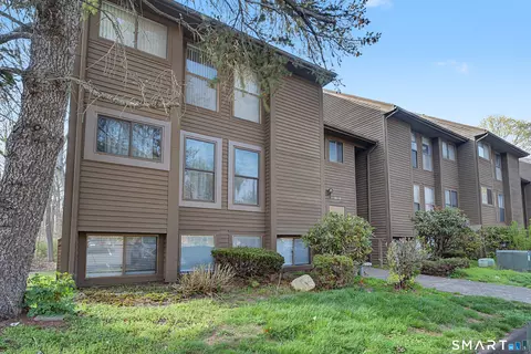 900 Mix Ave #60, Hamden, CT 06514