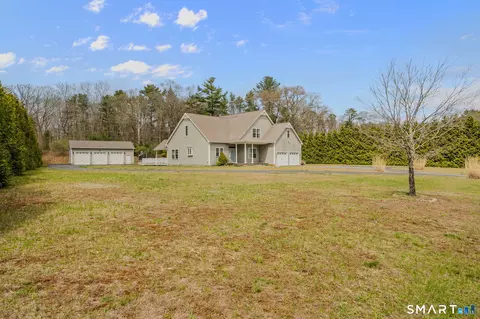 8 Quiet Cove Ln, Griswold, CT 06351