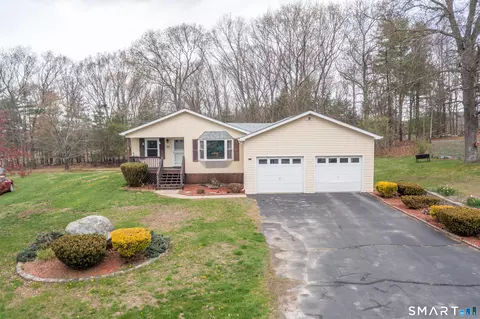 109 Colonial Rd, Plainfield, CT 06374