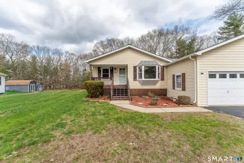109 Colonial Rd, Plainfield, CT 06374