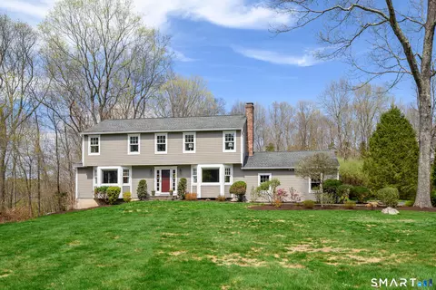 7 Jeremiah Rd # -A, Sandy Hook, CT 06482