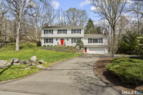 95 Saddle Hill Rd, Stamford, CT 06903