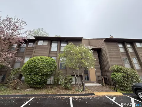 900 Mix Ave #68, Hamden, CT 06514