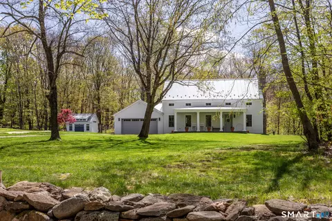 24 Dolldorf Rd, Kent, CT 06757