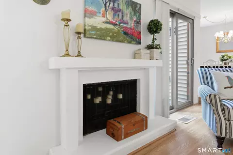 23 Maple Ln #23, Avon, CT 06001