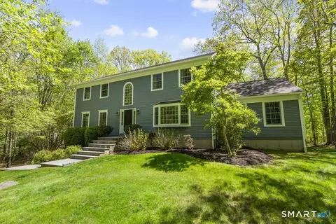 33 Topledge Rd, Redding, CT 06896